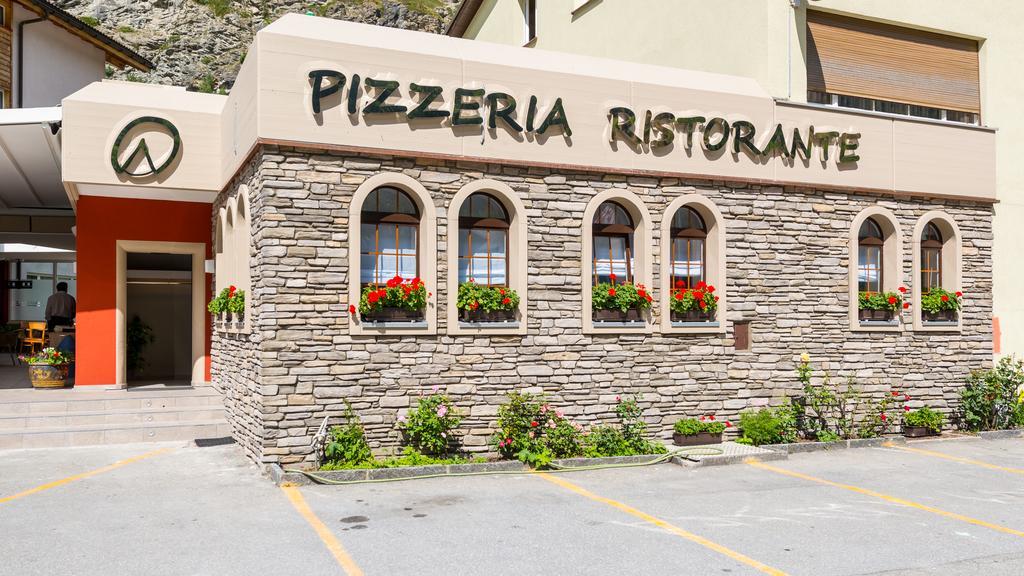 Hotel-Restaurant Ackersand Exterior photo