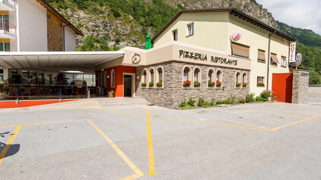 Hotel-Restaurant Ackersand Exterior photo